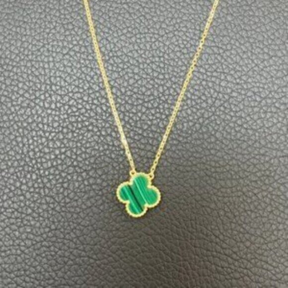 Authentic Van Cleef & Arpels Vintage Alhambra 18K Yellow Gold Necklaces - Picture 4 of 8